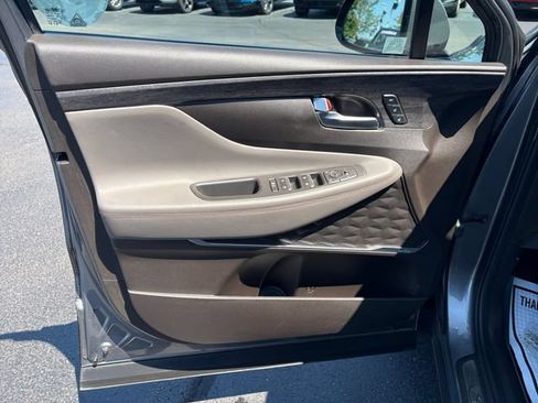 Used 2019 Hyundai Santa Fe FWD image 18