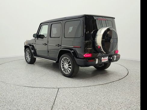 Used 2023 Mercedes-Benz G 550 image 7