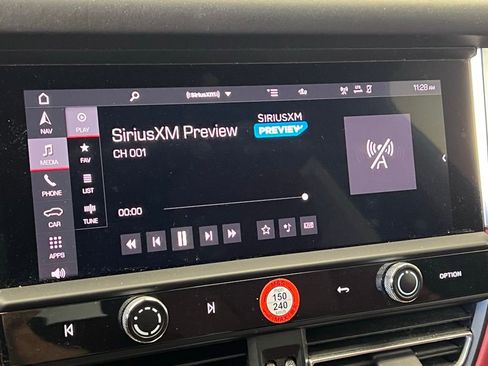 Certified 2022 Porsche Macan GTS image 14