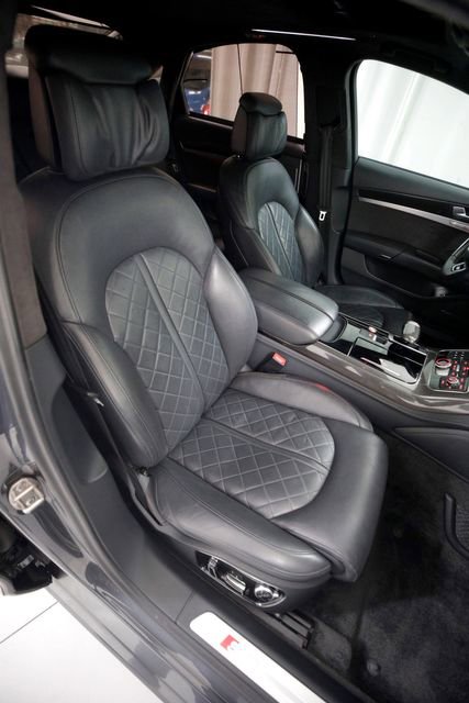 Used 2015 Audi S8 w/ S8 Driver Assistance Package AWD/4WD image 7