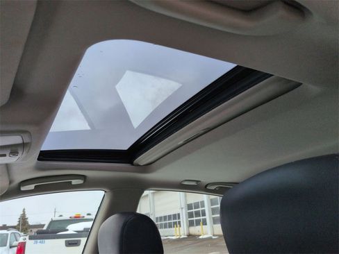 Used 2017 INFINITI QX50 Journey w/ Premium Package image 18