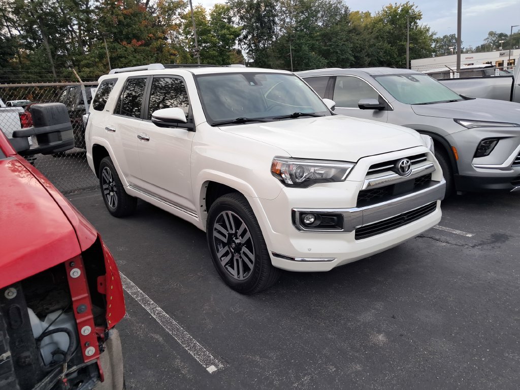 Used 2023 Toyota 4Runner Limited AWD/4WD image 6