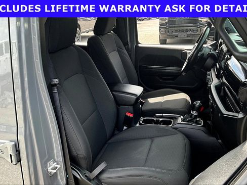 Used 2021 Jeep Wrangler Unlimited Sport AWD/4WD image 7