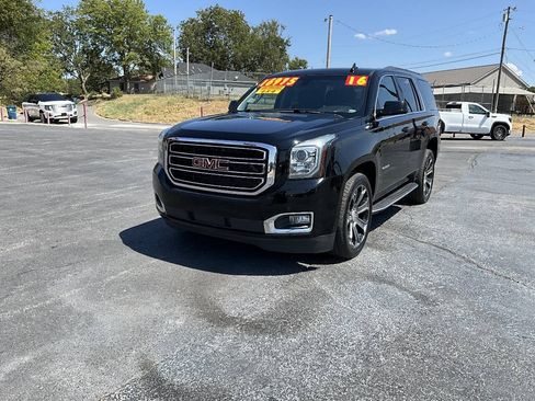 Used 2016 GMC Yukon SLE w/ Convenience Package AWD/4WD image 2