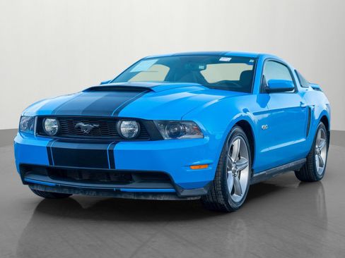 Used 2011 Ford Mustang GT w/ GT Accessory Pkg image 3