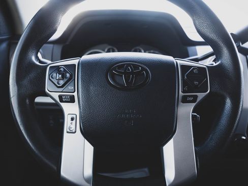 Used 2014 Toyota Tundra SR5 image 10