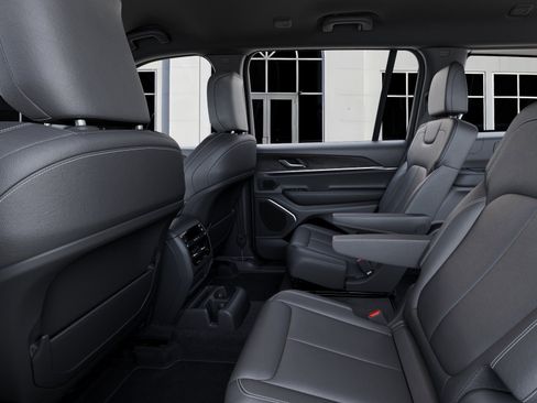 New 2026 Jeep Grand Cherokee L Limited AWD/4WD image 23