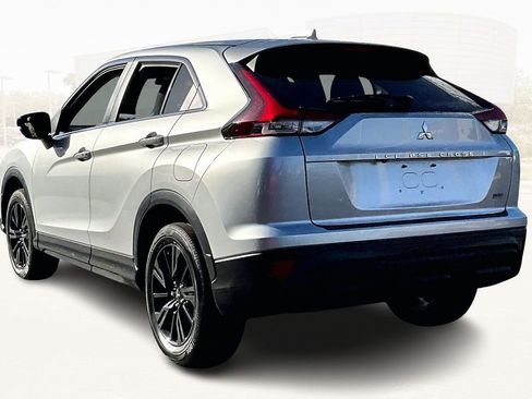 Used 2024 Mitsubishi Eclipse Cross LE image 4