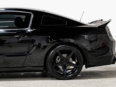 Used 2013 Ford Mustang GT Premium w/ Security Pkg image 15