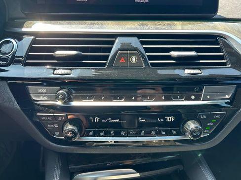 Used 2022 BMW M550i xDrive w/ Executive Package AWD/4WD image 26