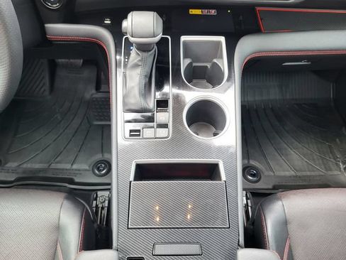 Used 2025 Toyota Sienna XSE w/ XSE Premium Package AWD/4WD image 19