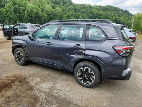 Used 2026 Subaru Forester AWD/4WD image 4