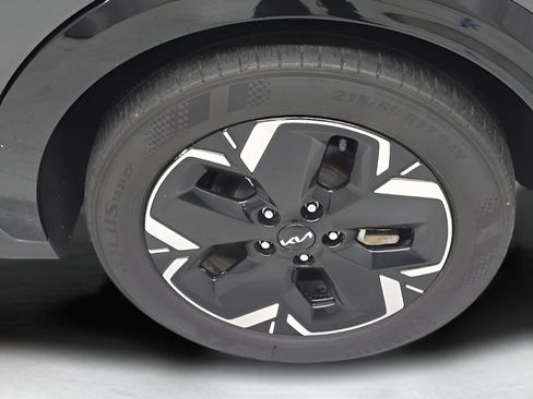 Used 2023 Kia Niro Wind w/ Wind Preserve Package FWD image 42