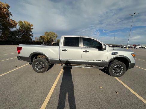 Used 2016 Nissan Titan PRO-4X w/ Pro-4x Convenience Package image 2