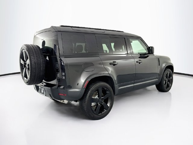 New 2026 Land Rover Defender 110 S AWD/4WD image 5