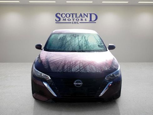 Used 2024 Nissan Sentra SV FWD image 3