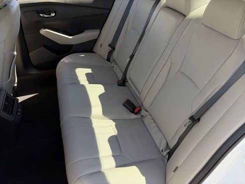 Used 2025 Honda Accord EX-L image 18