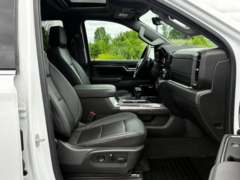 Used 2023 Chevrolet Silverado 1500 LTZ w/ LTZ Premium Package AWD/4WD image 29