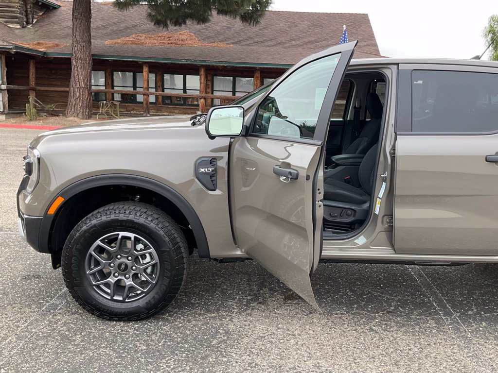New 2026 Ford Ranger XLT w/ Equipment Group 301A High AWD/4WD image 40
