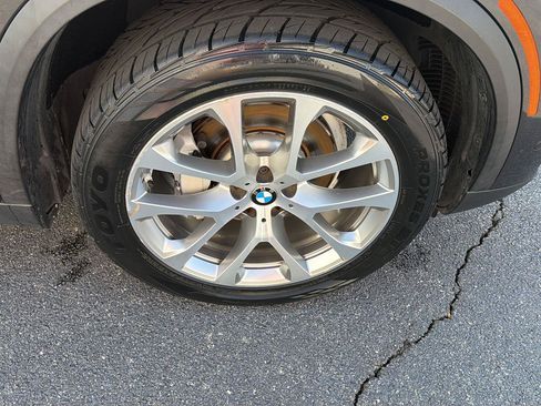 Used 2021 BMW X5 sDrive40i w/ Premium Package 2 RWD image 41