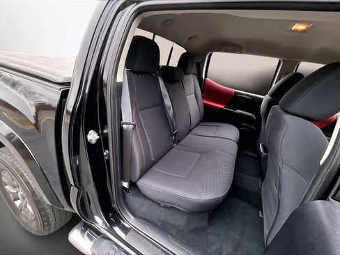 Used 2020 Toyota Tacoma SR5 image 24