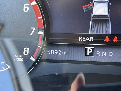 Certified 2024 Nissan Frontier Pro-X w/ Pro Premium Package image 9