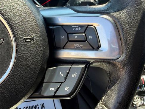 Used 2015 Ford Mustang Premium RWD image 40