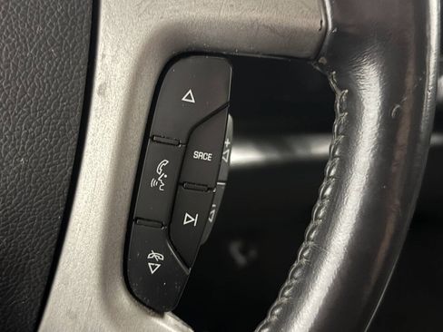 Used 2011 Chevrolet Silverado 2500 LT AWD/4WD image 21