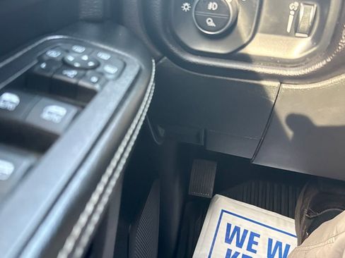 Used 2025 RAM 3500 Lone Star image 20