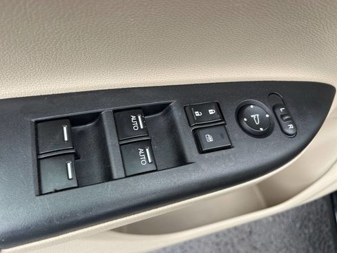 Used 2013 Honda Accord EX-L image 16