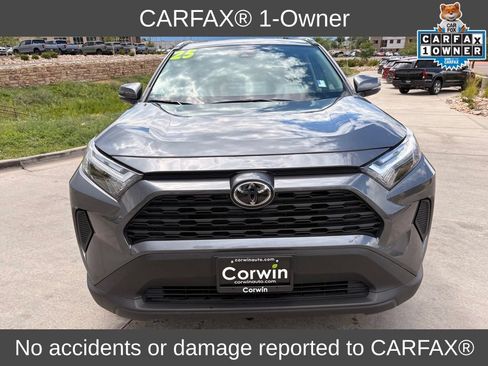 Used 2025 Toyota RAV4 XLE AWD/4WD image 2