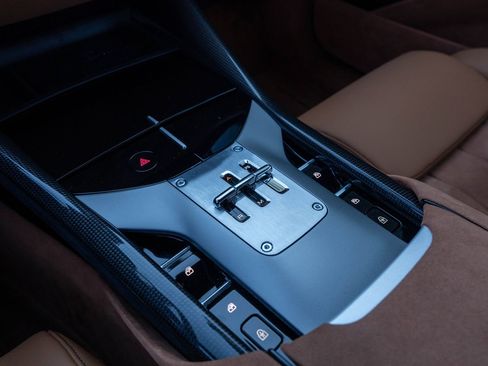 Certified 2025 Ferrari Purosangue image 42