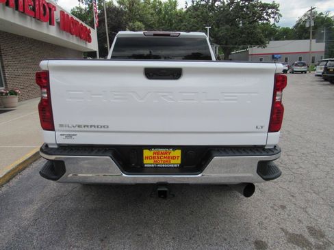 Used 2025 Chevrolet Silverado 2500 LT w/ Convenience Package AWD/4WD image 3