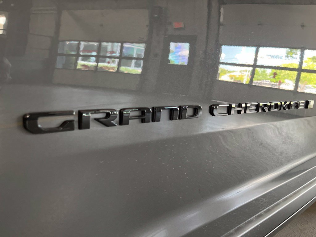 New 2026 Jeep Grand Cherokee Altitude AWD/4WD image 13