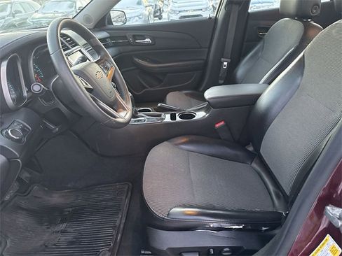 Used 2015 Chevrolet Malibu LT w/ Power Convenience Package image 9