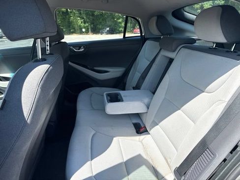 Used 2022 Hyundai Ioniq SEL FWD image 15