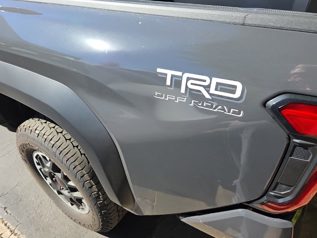 Used 2026 Toyota Tacoma TRD Off-Road AWD/4WD image 11