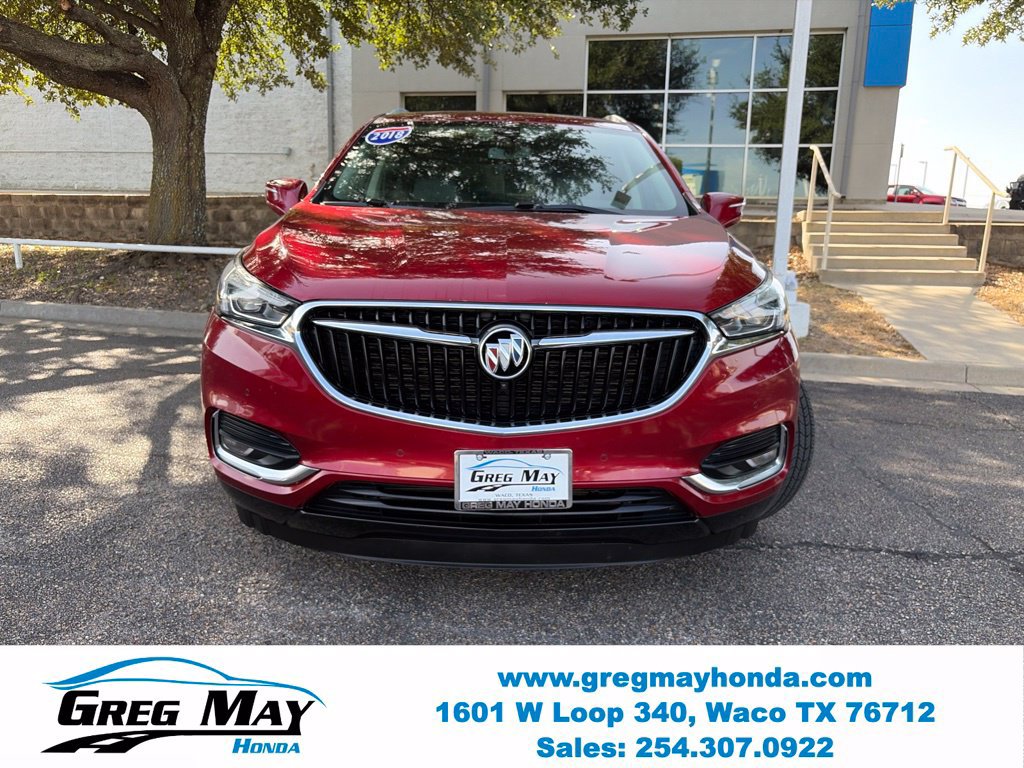 Used 2018 Buick Enclave Premium w/ LPO, Hit The Road Package AWD/4WD image 2