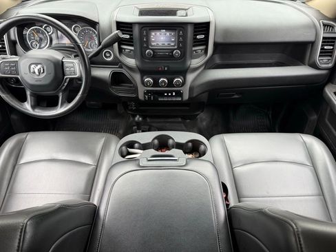 Used 2019 RAM 3500 Tradesman w/ Chrome Appearance Group image 11