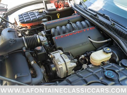 Used 1999 Chevrolet Corvette Coupe RWD image 3
