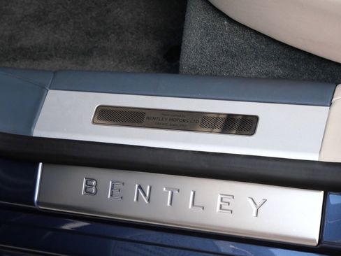 Used 2021 Bentley Flying Spur W12 AWD/4WD image 21