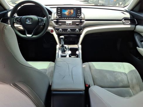 Used 2018 Honda Accord LX image 13