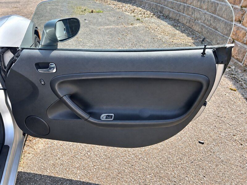 Used 2008 Pontiac Solstice Convertible w/ Premium Package RWD image 17