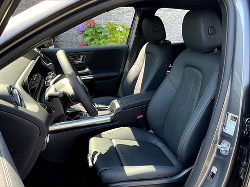 New 2026 Mercedes-Benz GLA 250 4MATIC image 9