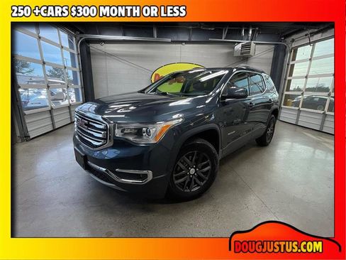 Used 2019 GMC Acadia SLT image 1