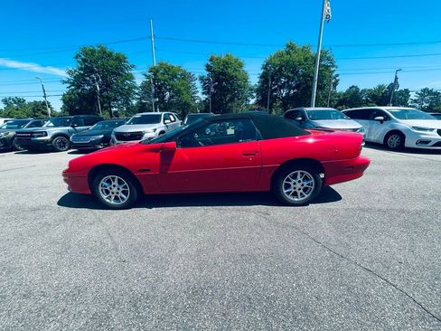 Used 2002 Chevrolet Camaro Z28 RWD image 2