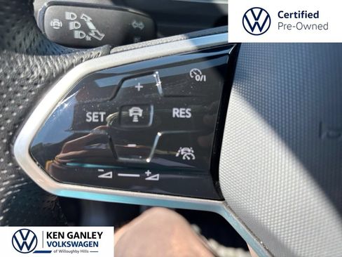 Certified 2024 Volkswagen Tiguan SEL R-Line AWD/4WD image 21