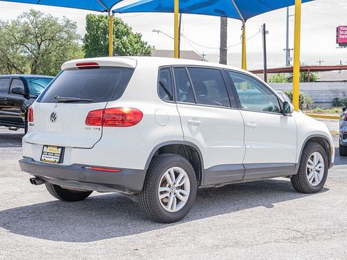 Used 2013 Volkswagen Tiguan S image 5