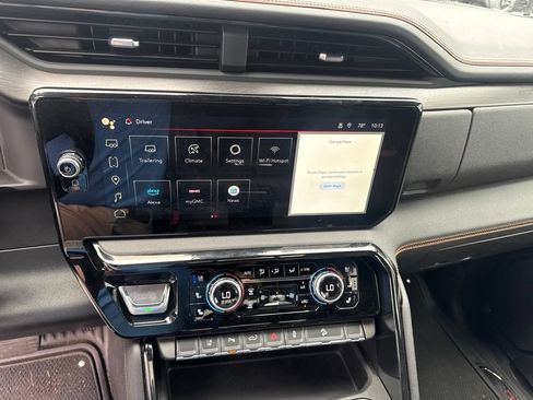 Certified 2025 GMC Sierra 2500 AT4 w/ AT4 Premium Plus Package AWD/4WD image 12
