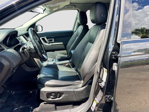 Used 2016 Land Rover Discovery Sport HSE AWD/4WD image 20